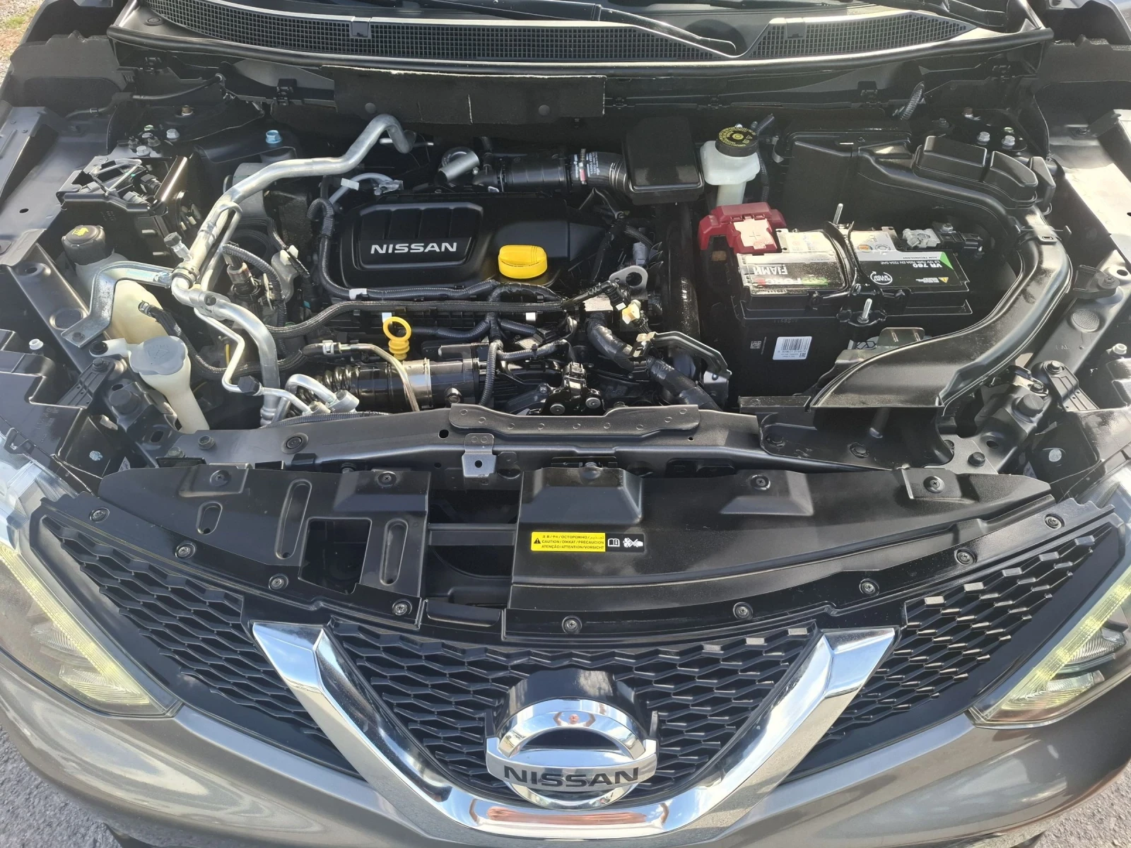 Nissan Qashqai 1, 6 DCI-Activ-Panorama, Kamera 360, Navi, снимка 13 - Автомобили и джипове - 54932235