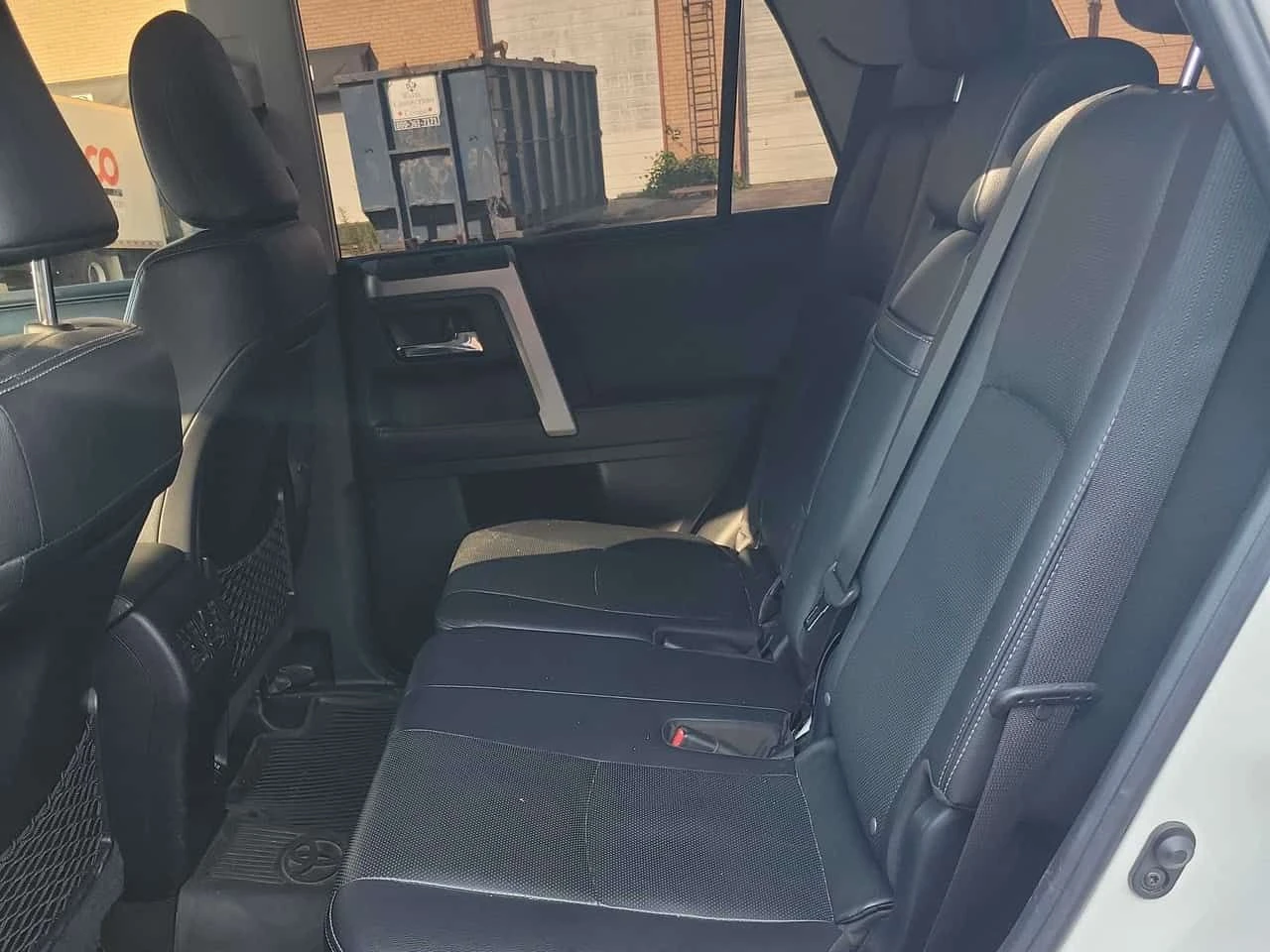 Toyota 4runner * 4WD * АВТОКРЕДИТ БЕЗ ПЪРВОНАЧАЛНА ВНОСКА* , снимка 10 - Автомобили и джипове - 55183319