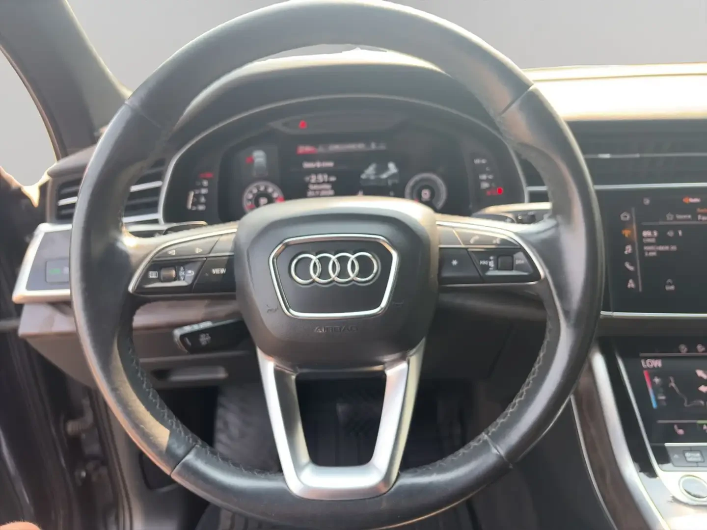 Audi Q7 55TFSI* MATRIX* S* LINE* ��������* �������* �����* | Mobile.bg � ����������� 9