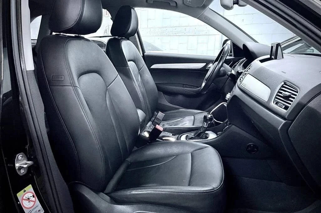 Audi Q3, снимка 8 - Автомобили и джипове - 56699502