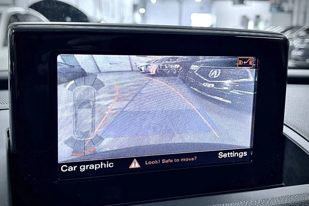 Audi Q3, снимка 13 - Автомобили и джипове - 56699502