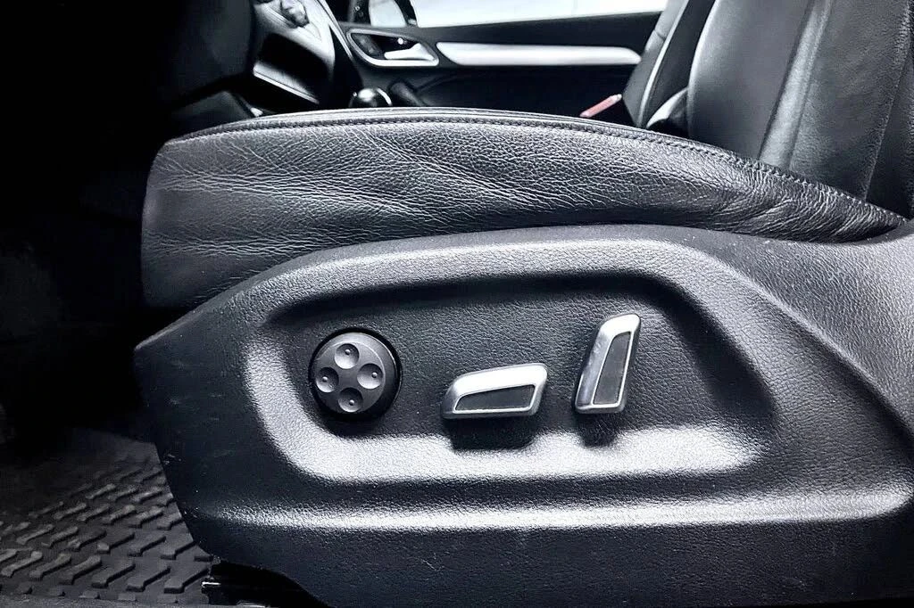 Audi Q3, снимка 7 - Автомобили и джипове - 56699502