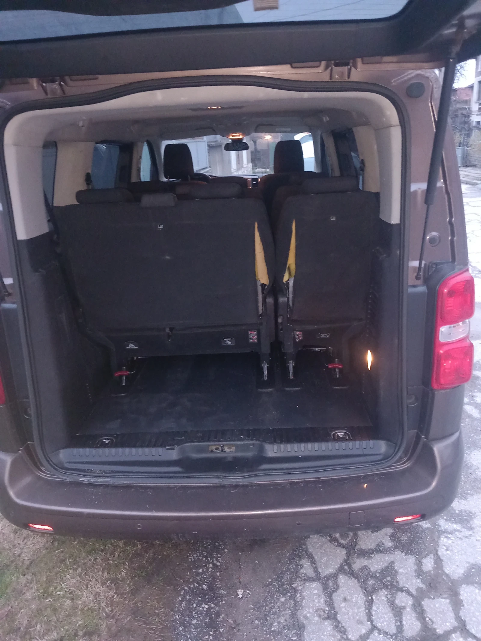 Toyota Proace Max | Mobile.bg � ����������� 13