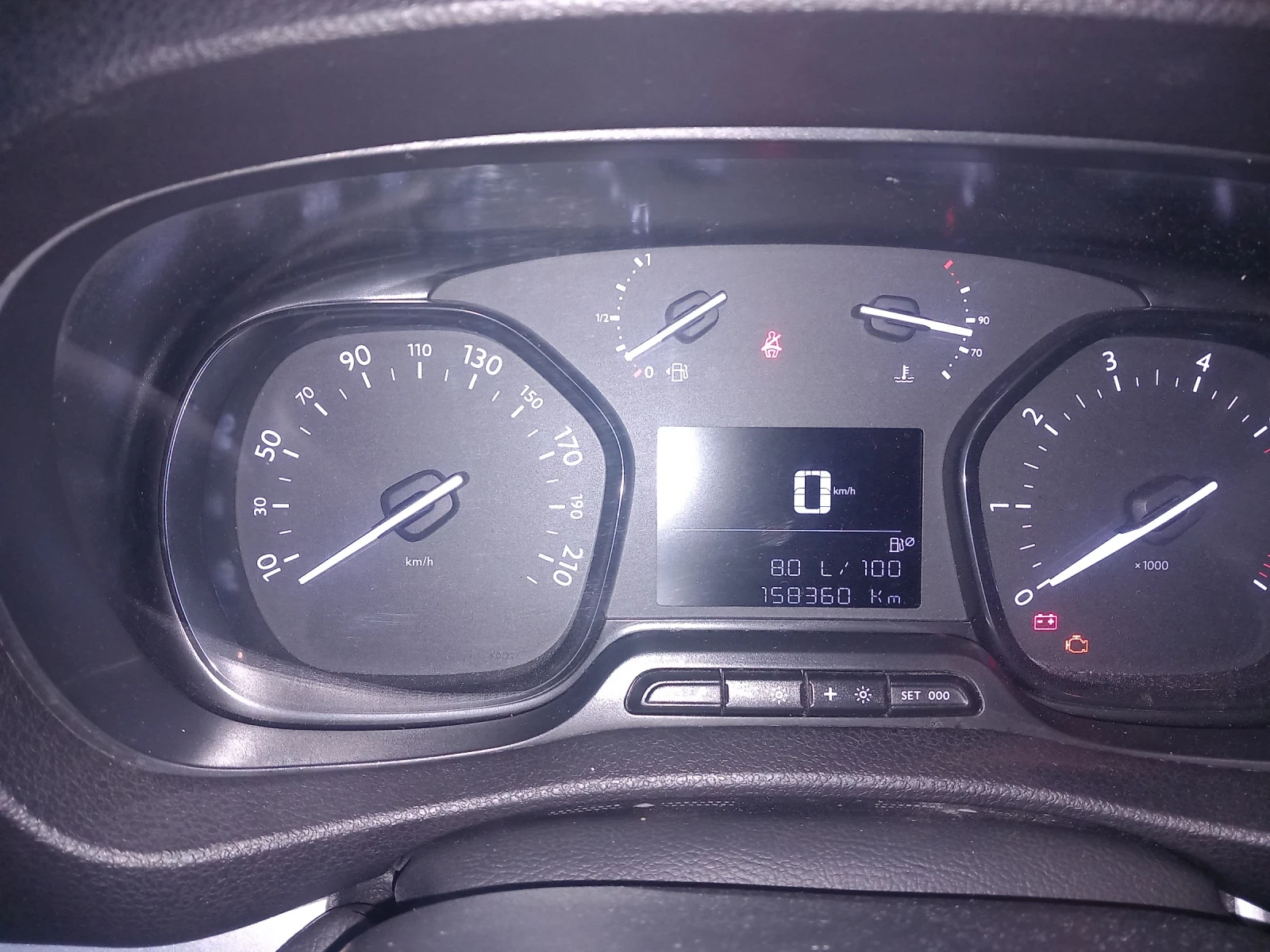 Toyota Proace Max | Mobile.bg � ����������� 10