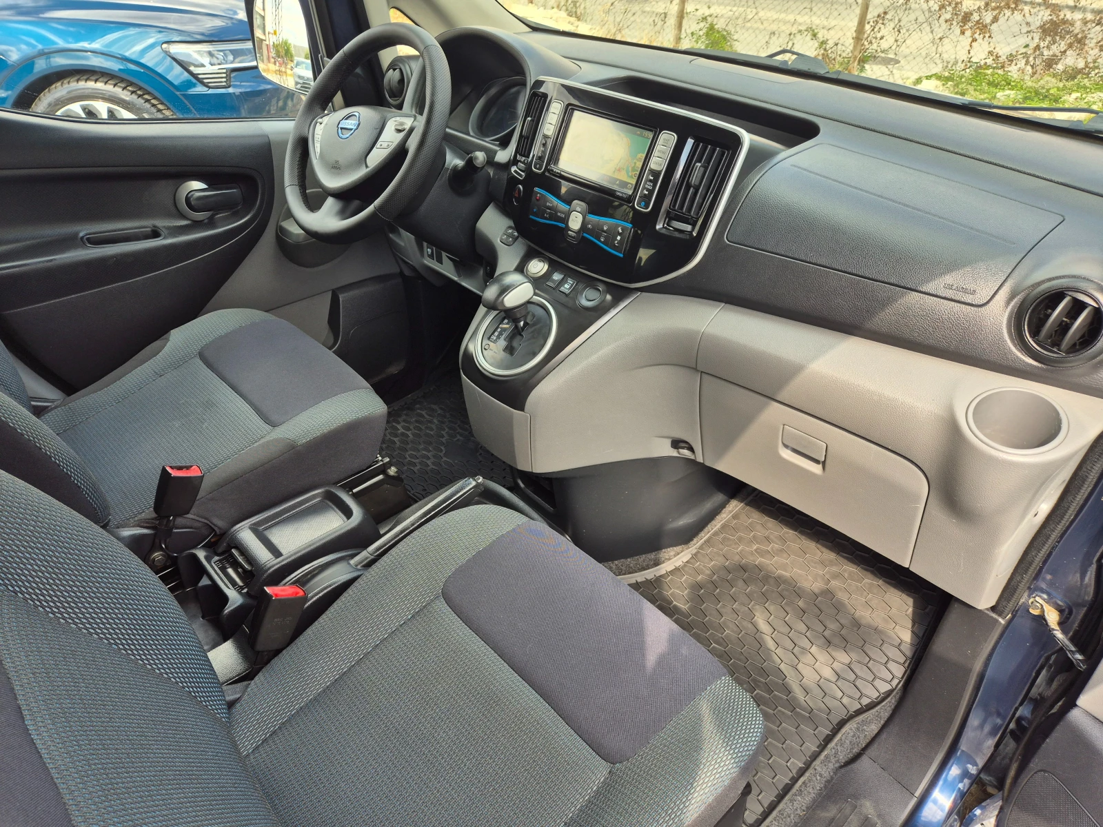 Nissan NV200 EV-40 KW-6+ 1-NAVI-KAMERA-KEYLESS, снимка 11 - Бусове и автобуси - 55448511