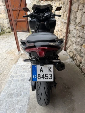 Yamaha T-max 560, снимка 11