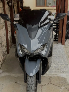 Yamaha T-max 560, снимка 2