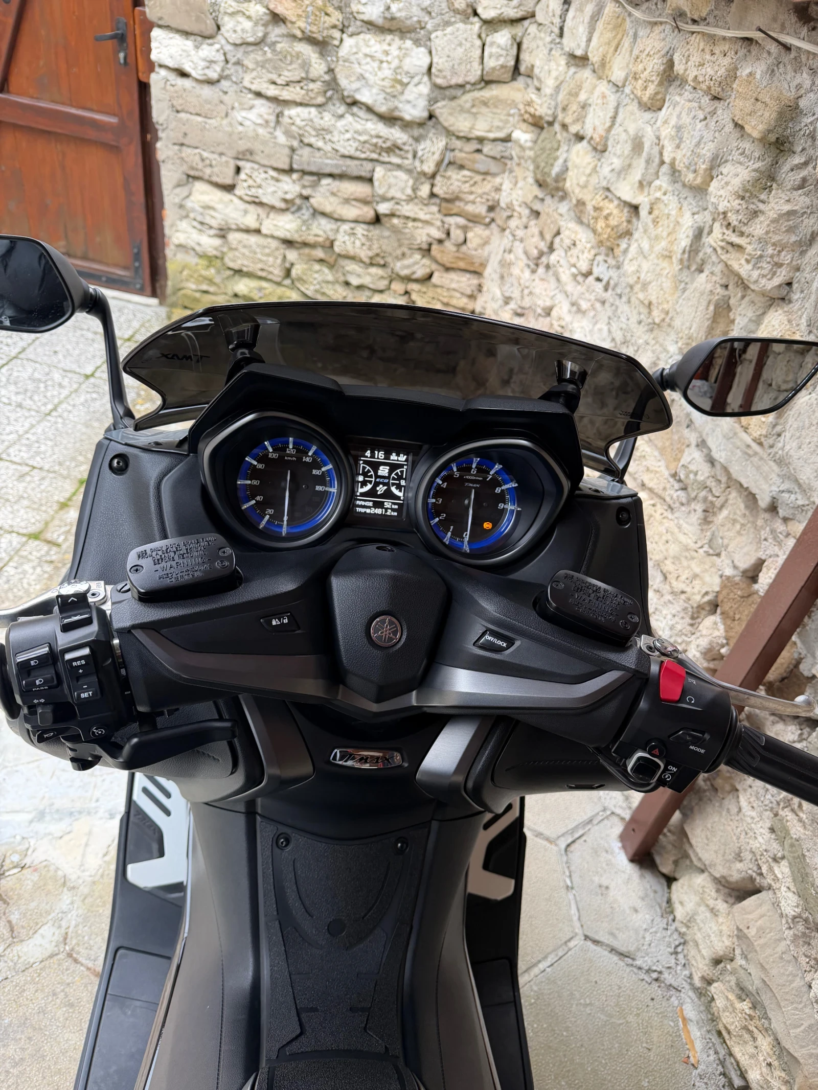 Yamaha T-max 560, снимка 8 - Мотоциклети и мототехника - 54334056