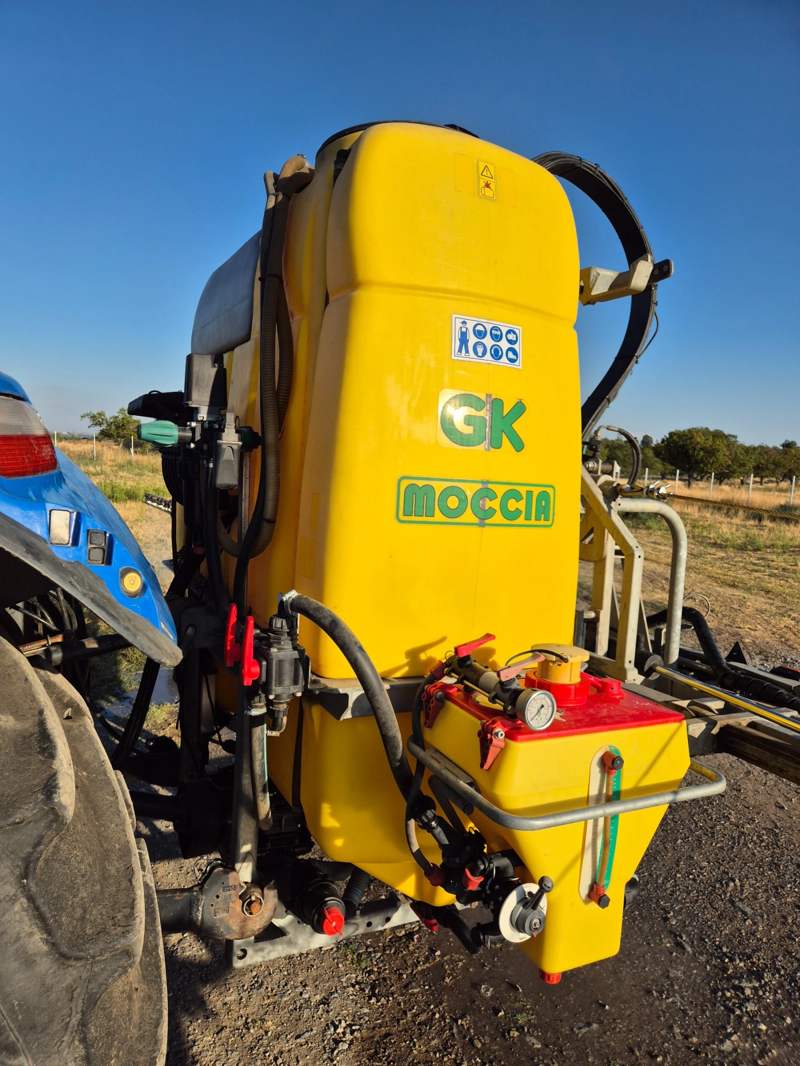 Пръскачка Moccia GK 1200, снимка 3 - Селскостопанска техника - 55943968
