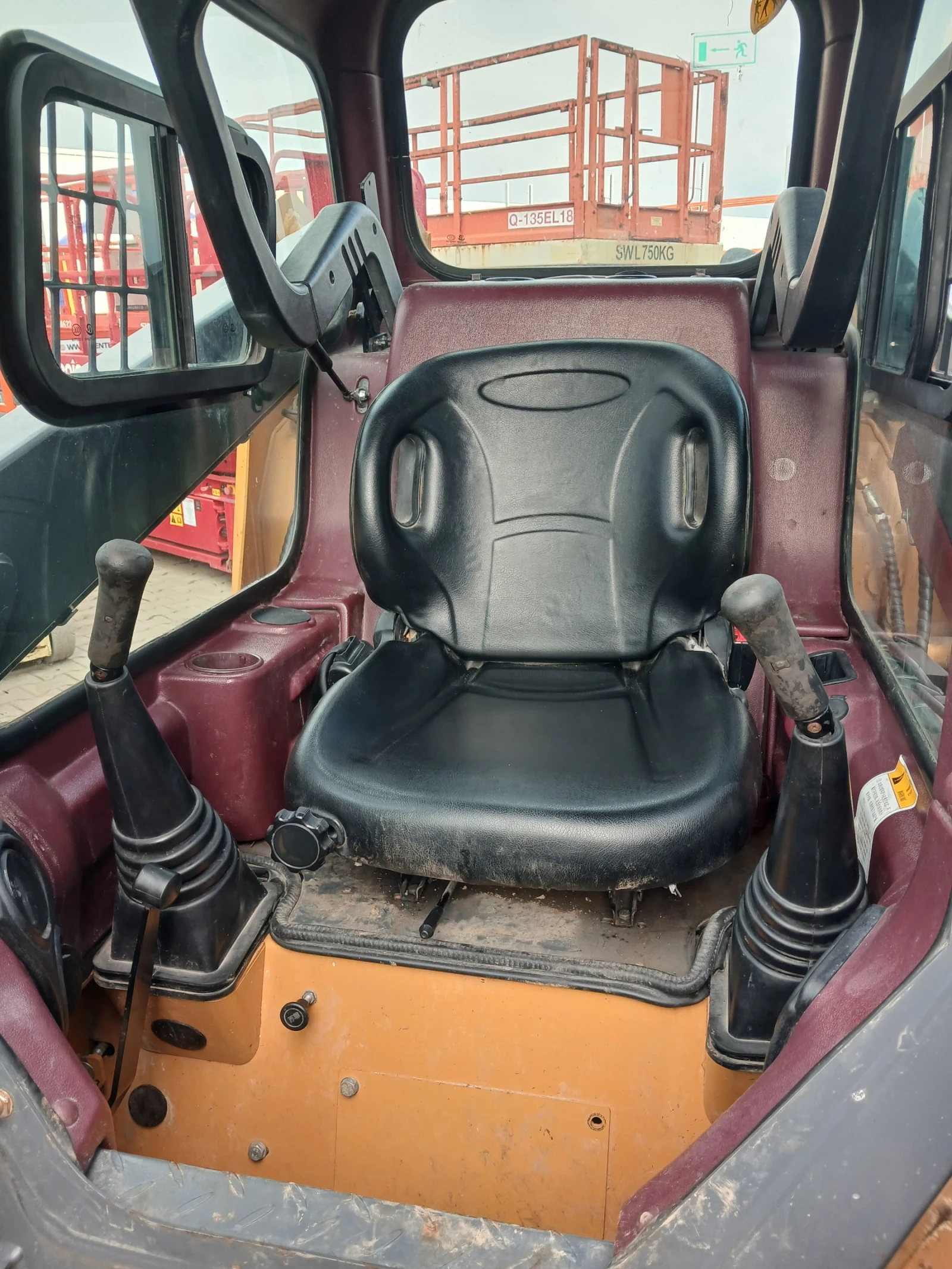 Мини челни товарачи STAHL Skidxx SX 30, снимка 4 - Индустриална техника - 54079177