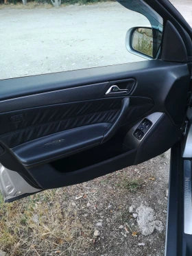 Mercedes-Benz C 220, снимка 10