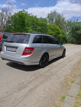 Mercedes-Benz C 200, снимка 3
