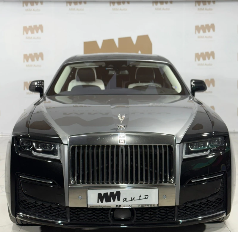 Rolls-Royce Ghost Long* two tone* shooting star* HuD, снимка 4 - Автомобили и джипове - 48220820