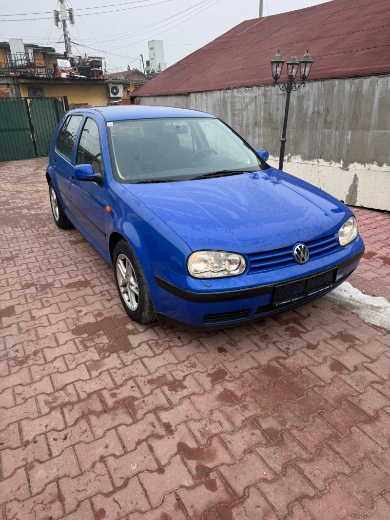 VW Golf, снимка 1 - Автомобили и джипове - 48497199