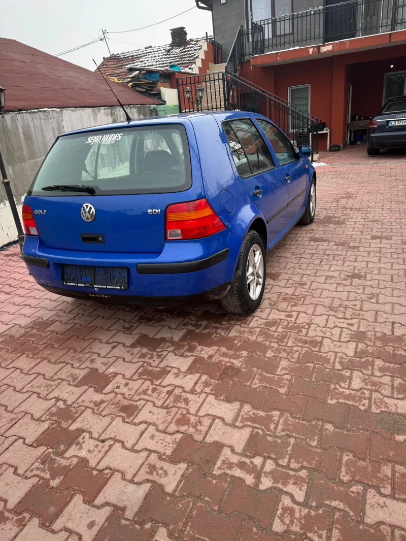 VW Golf, снимка 4 - Автомобили и джипове - 48497199