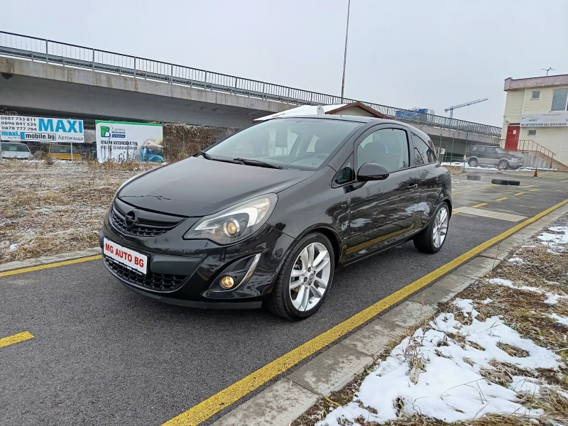 Opel Corsa 1.4i автомат, снимка 1 - Автомобили и джипове - 48714740