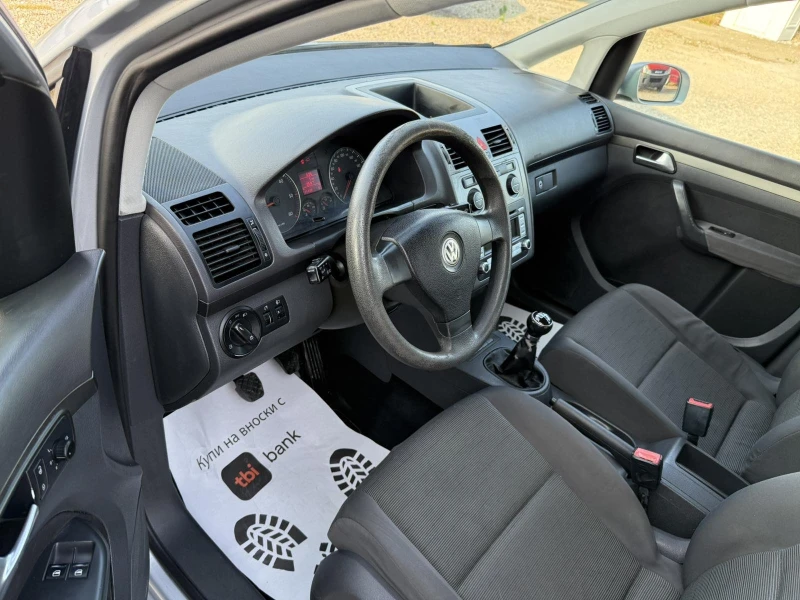 VW Touran 1.9TDI 105kc 7места Italia, снимка 12 - Автомобили и джипове - 50664043