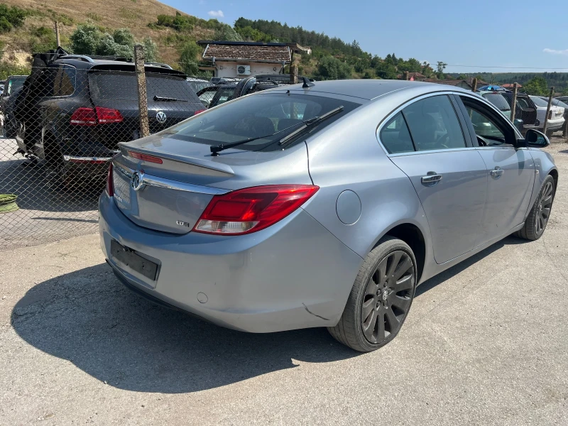 Opel Insignia 2.0 cdti отличен мотор , снимка 4 - Автомобили и джипове - 51369879