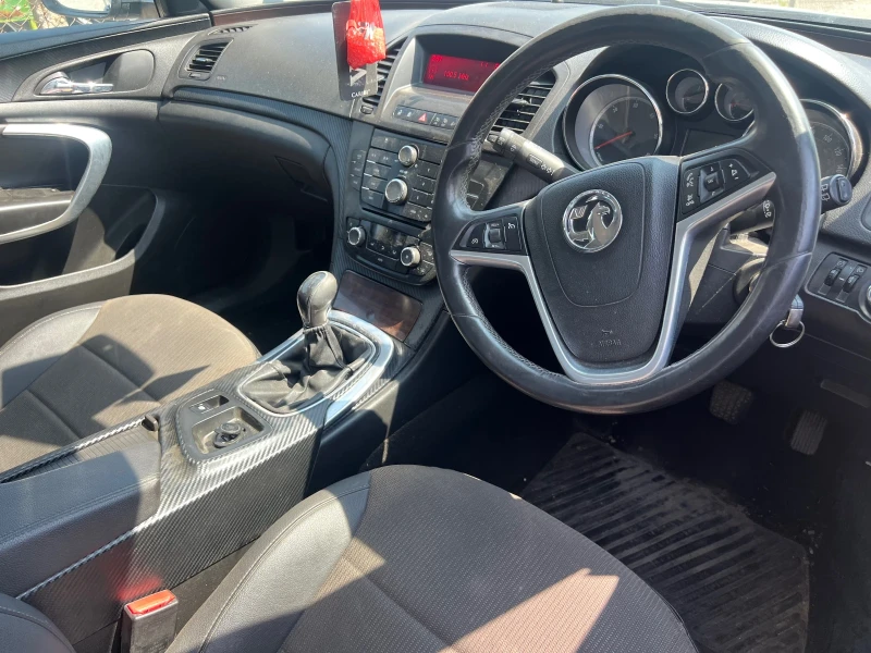 Opel Insignia 2.0 cdti отличен мотор , снимка 6 - Автомобили и джипове - 51369879