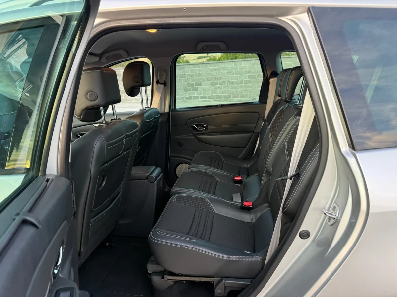 Renault Scenic 1.6DCI* BOSE* 7 МЕСТЕН * КАМЕРА* ЛИЗИНГ* , снимка 7 - Автомобили и джипове - 51609142