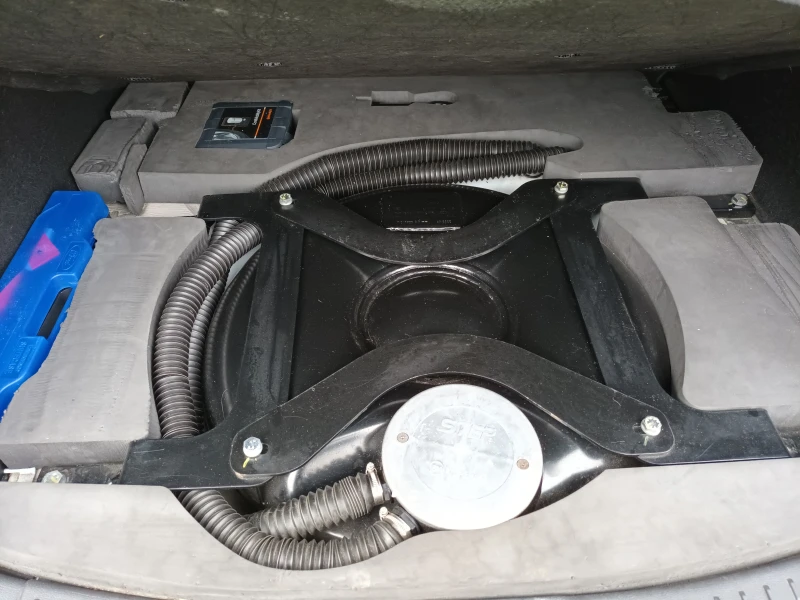 Ford Focus 1.6i/ГАЗОВ ИНЖЕКЦИОН, снимка 15 - Автомобили и джипове - 52306537