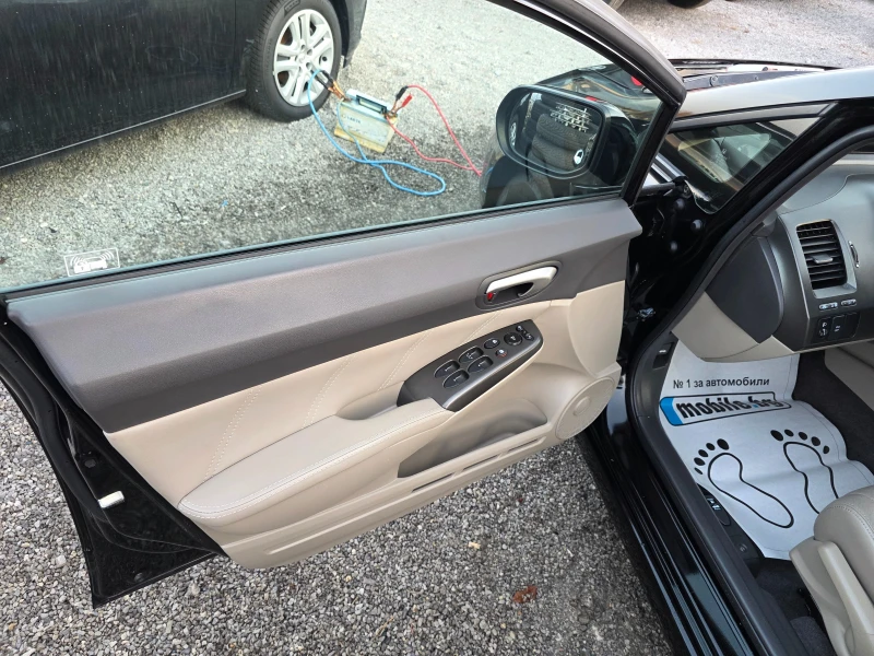 Honda Civic 1.3i-HYBRID АВТОМАТИК EURO5B, снимка 15 - Автомобили и джипове - 52436225