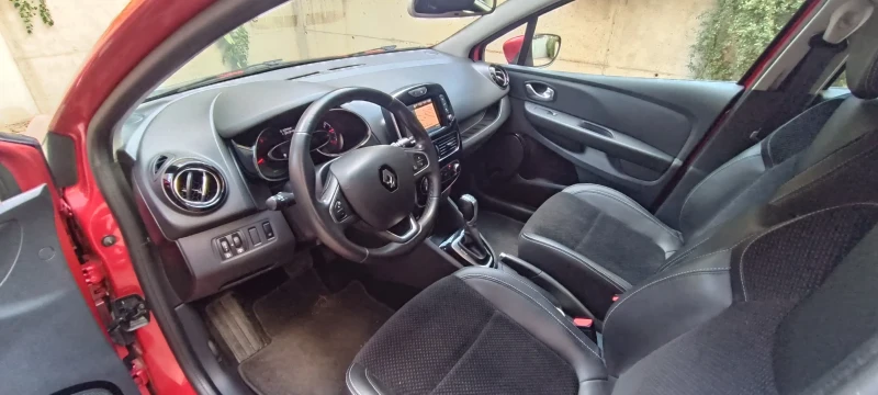 Renault Clio 1.5dCi/90к.с/Intens, снимка 10 - Автомобили и джипове - 53207705