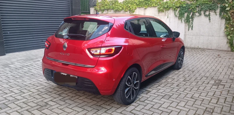 Renault Clio 1.5dCi/90к.с/Intens, снимка 4 - Автомобили и джипове - 53207705