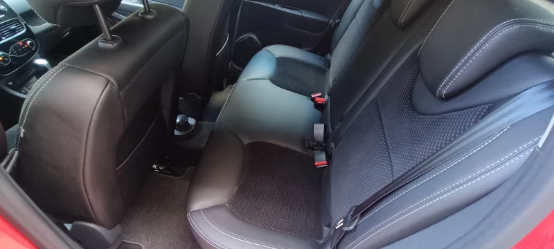 Renault Clio 1.5dCi/90к.с/Intens, снимка 14 - Автомобили и джипове - 53207705