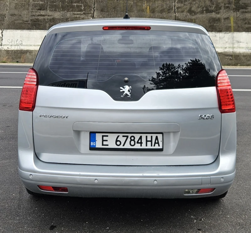 Peugeot 5008 1.6 HDI , снимка 8 - Автомобили и джипове - 53591170
