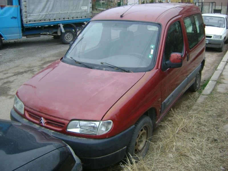 Citroen Berlingo, снимка 1 - Автомобили и джипове - 48680101