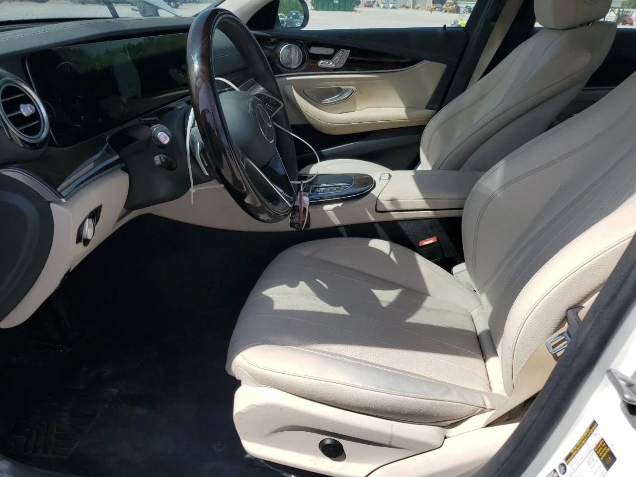 Mercedes-Benz E 350 4MATIC* ДИГ.ТАБЛО* BANG&OLUFSEN* ШИБИДАХ* 360КАМ - изображение 7