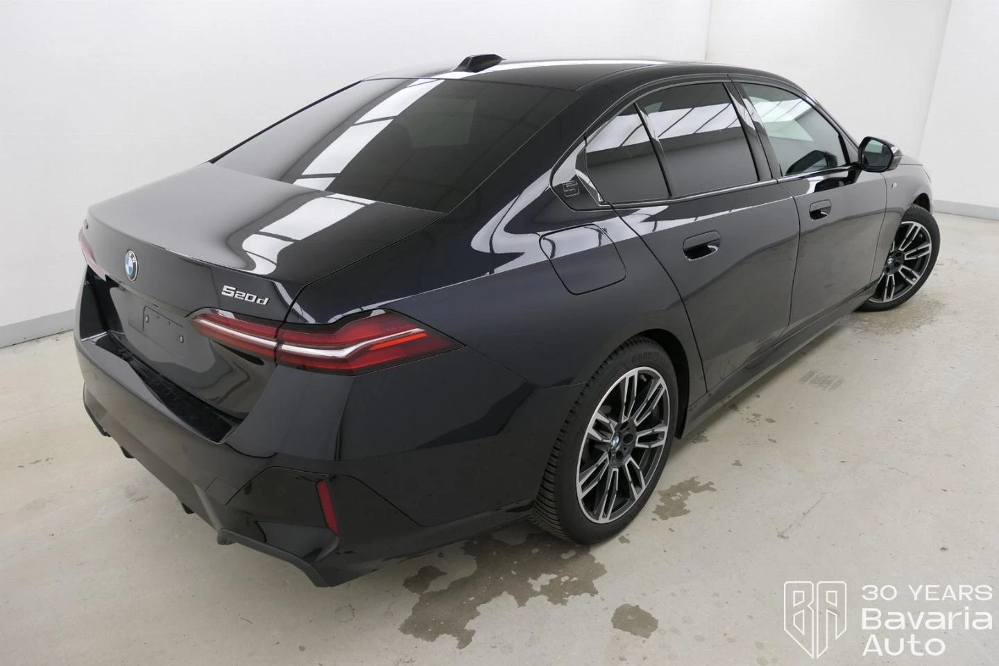BMW 520 d xDrive Steptronic - изображение 3
