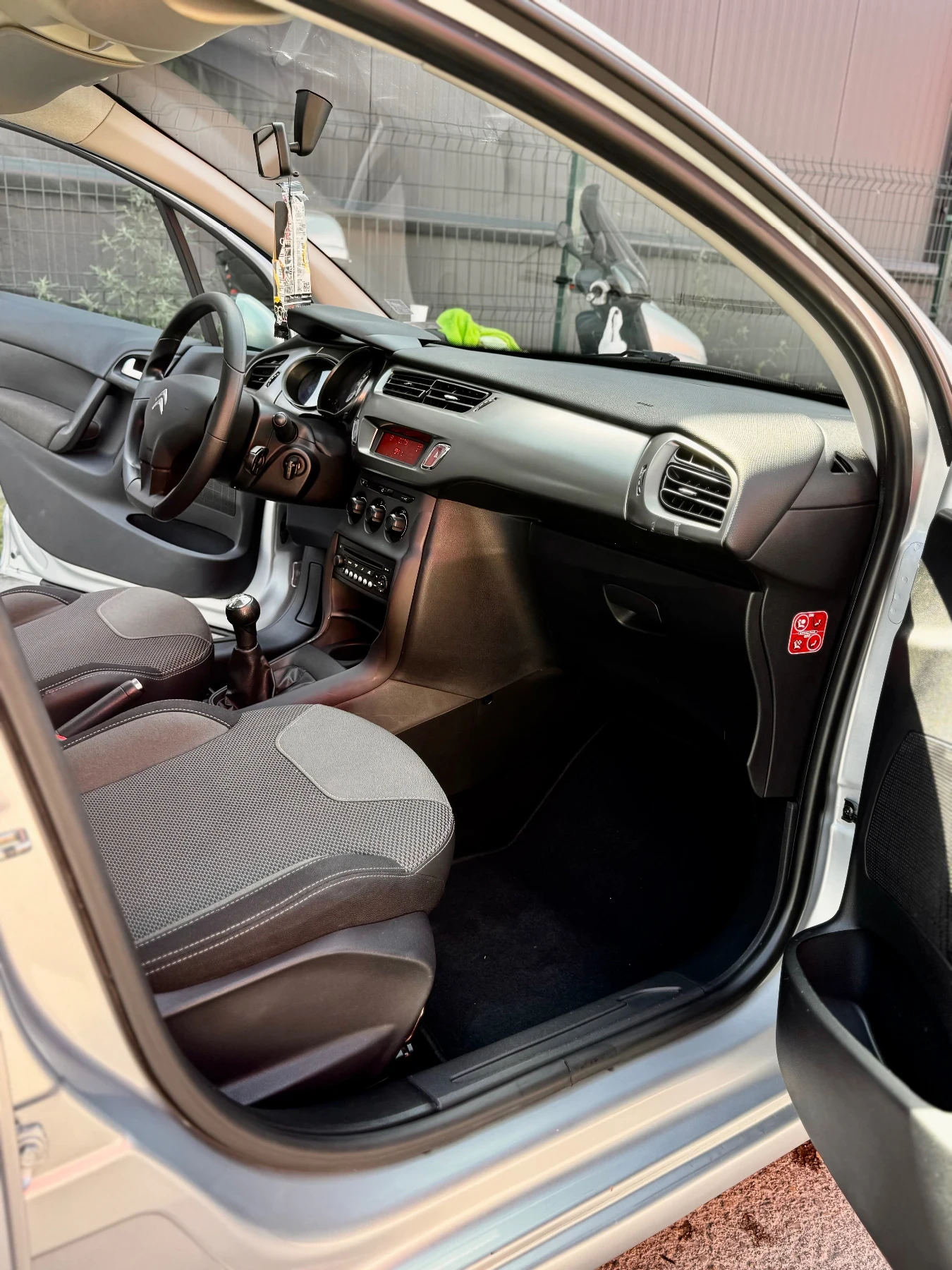 Citroen C3 Pure Tech VTi 82 Sed - изображение 9