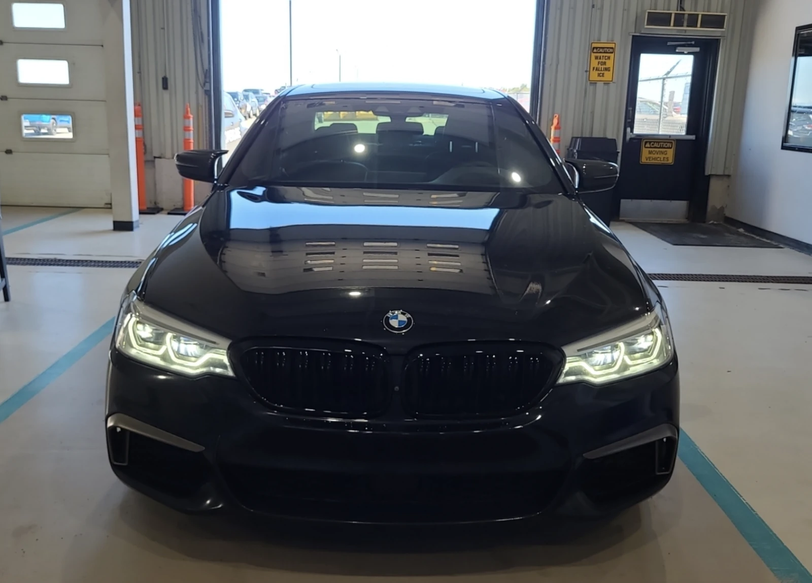 BMW 550 M550I XDRIVE - изображение 7