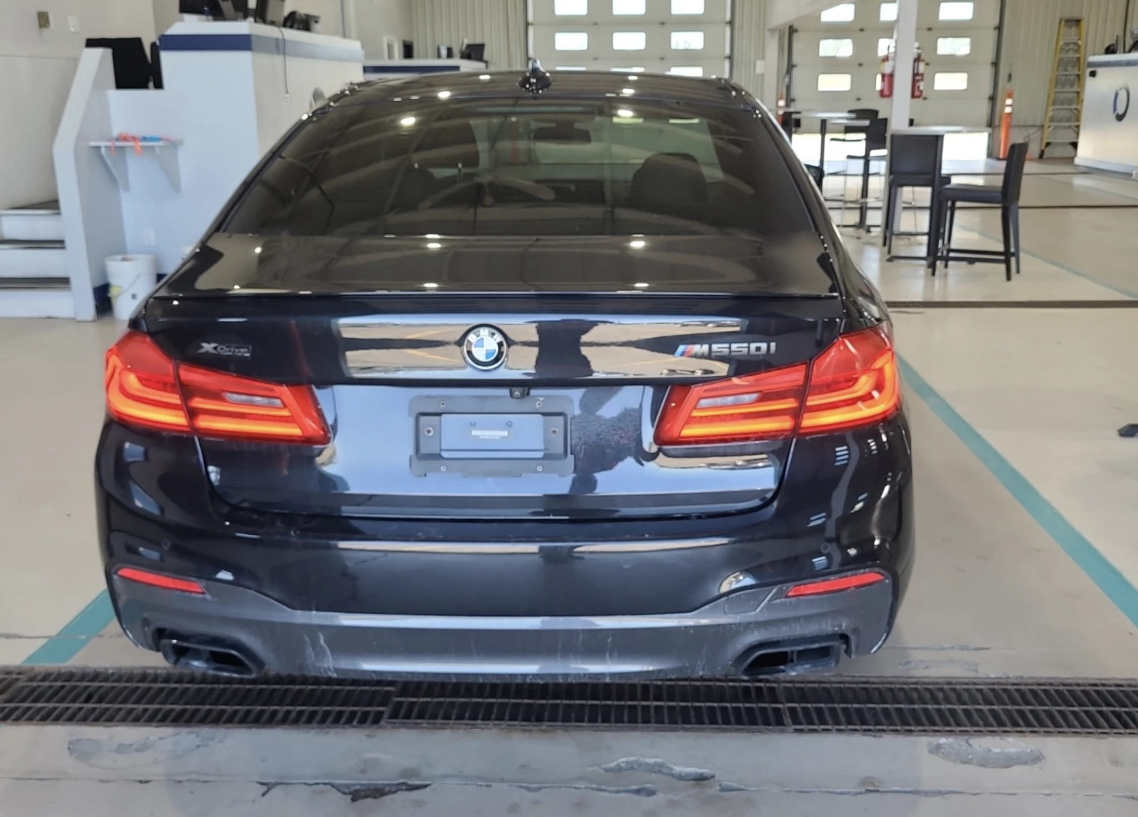 BMW 550 M550I XDRIVE - изображение 6