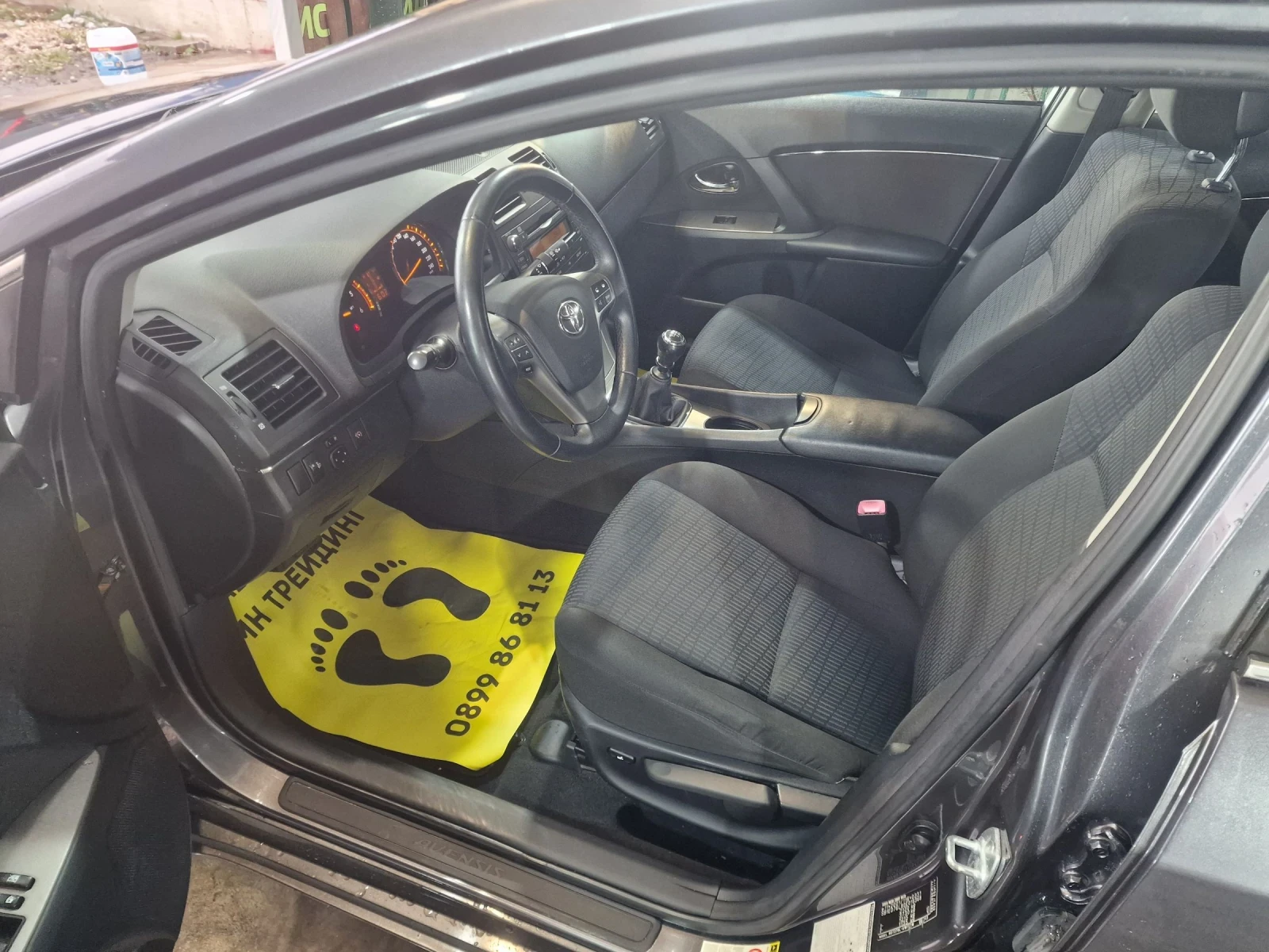 Toyota Avensis 2.0-126-6-SPEED - изображение 10