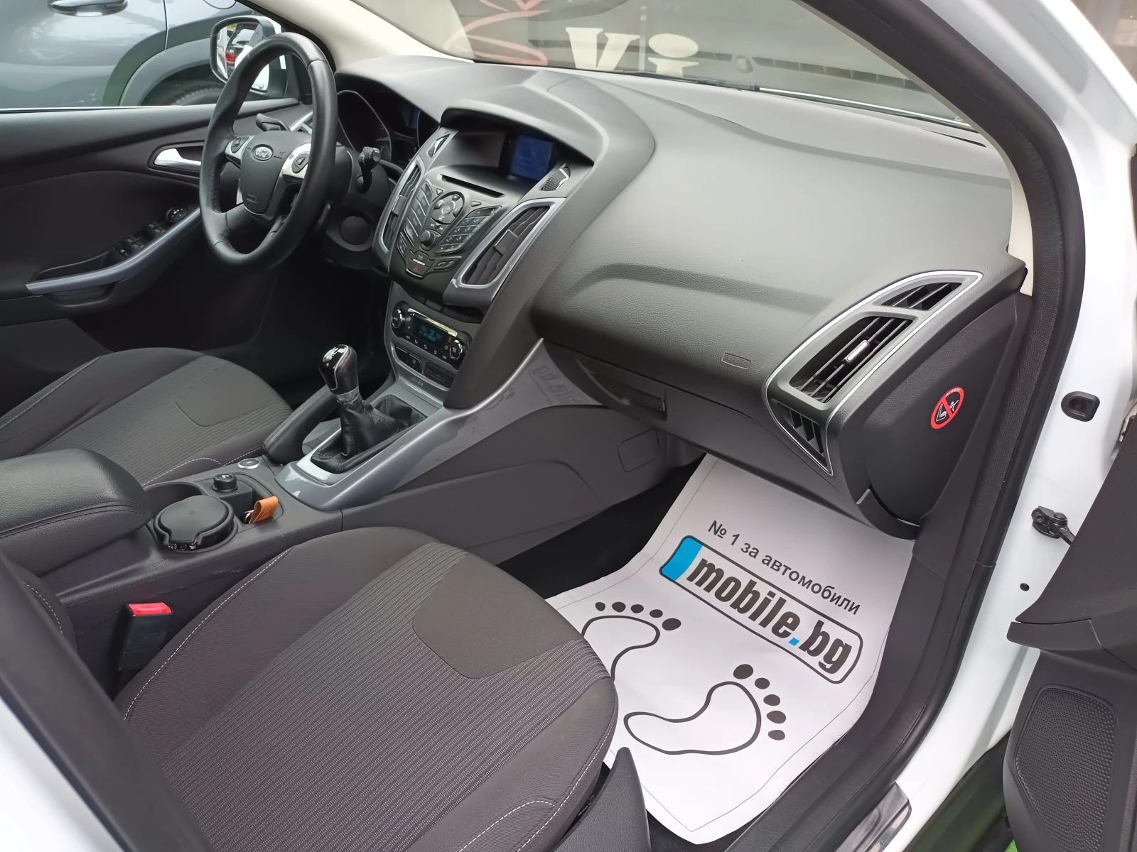 Ford Focus 1.6i/ГАЗОВ ИНЖЕКЦИОН - изображение 8