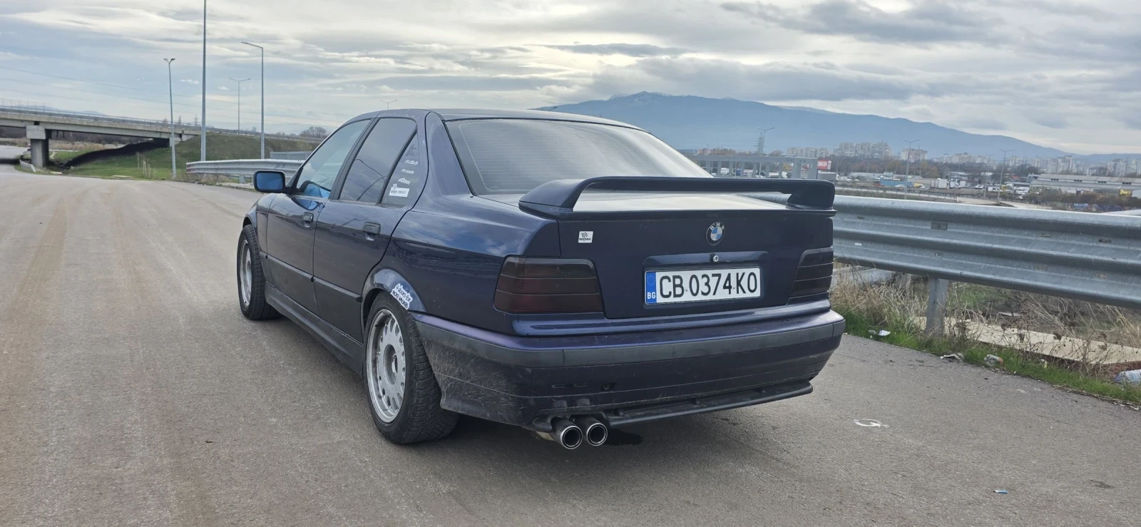 BMW 318  - изображение 2