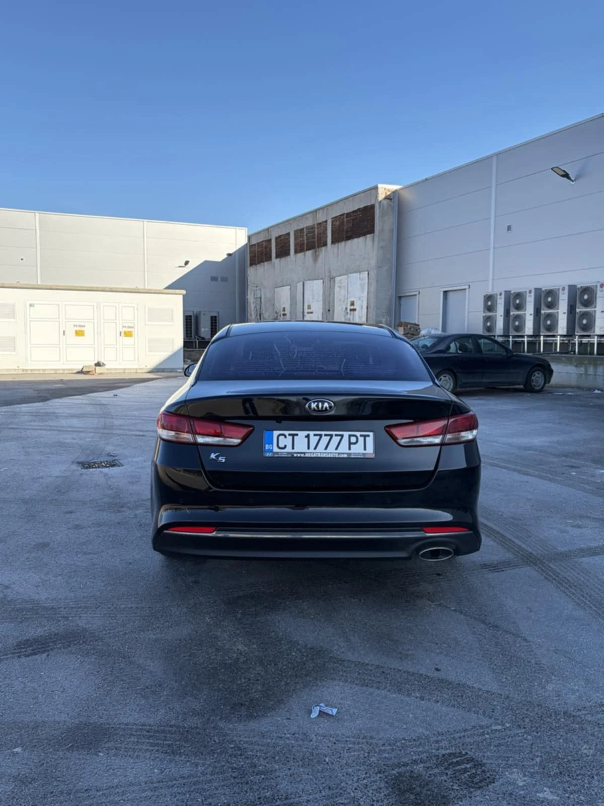 Kia K5 | Mobile.bg � ����������� 10