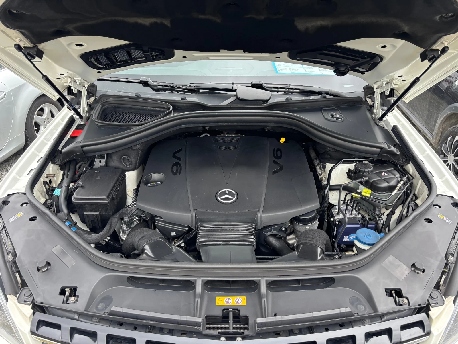 Mercedes-Benz ML 350 AMG ВНОС ШВЕЙЦАРИЯ  DISTRONIC, снимка 17 - Автомобили и джипове - 53708152