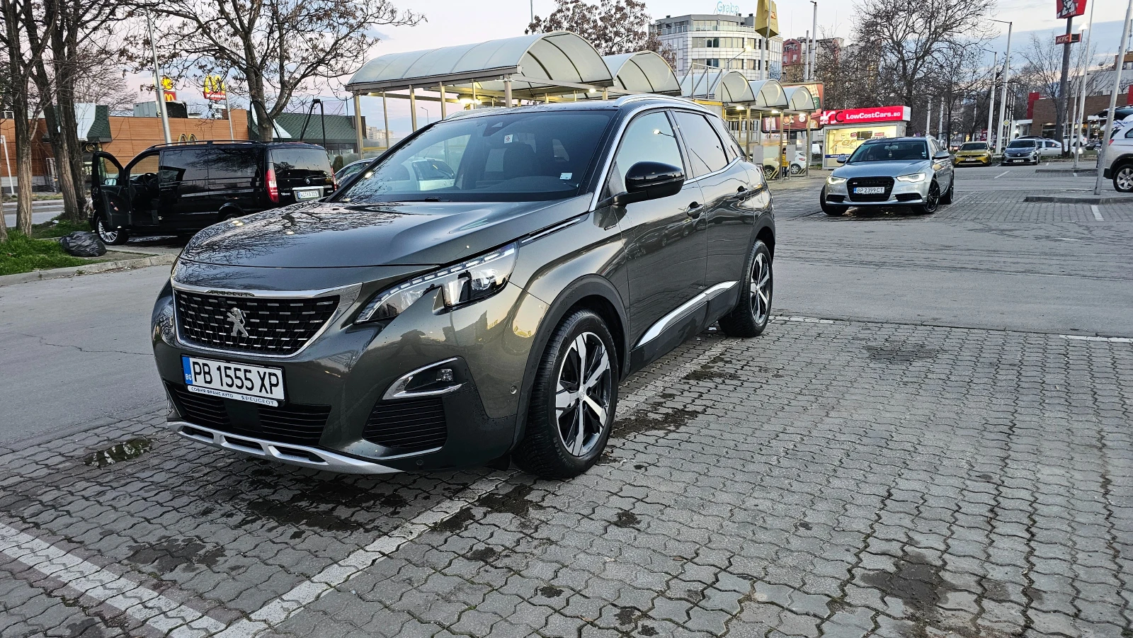 Peugeot 3008, снимка 6 - Автомобили и джипове - 53707785