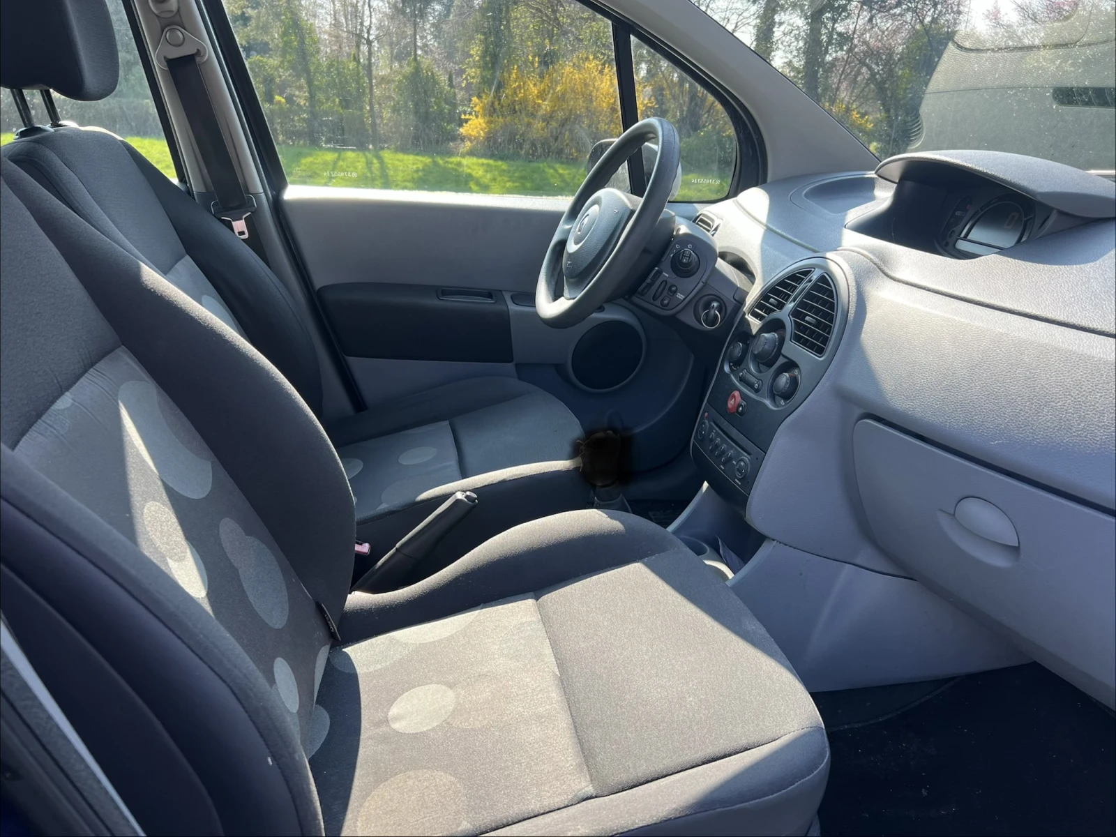 Renault Modus 1.5 DCI CLIMA, снимка 14 - Автомобили и джипове - 53996140