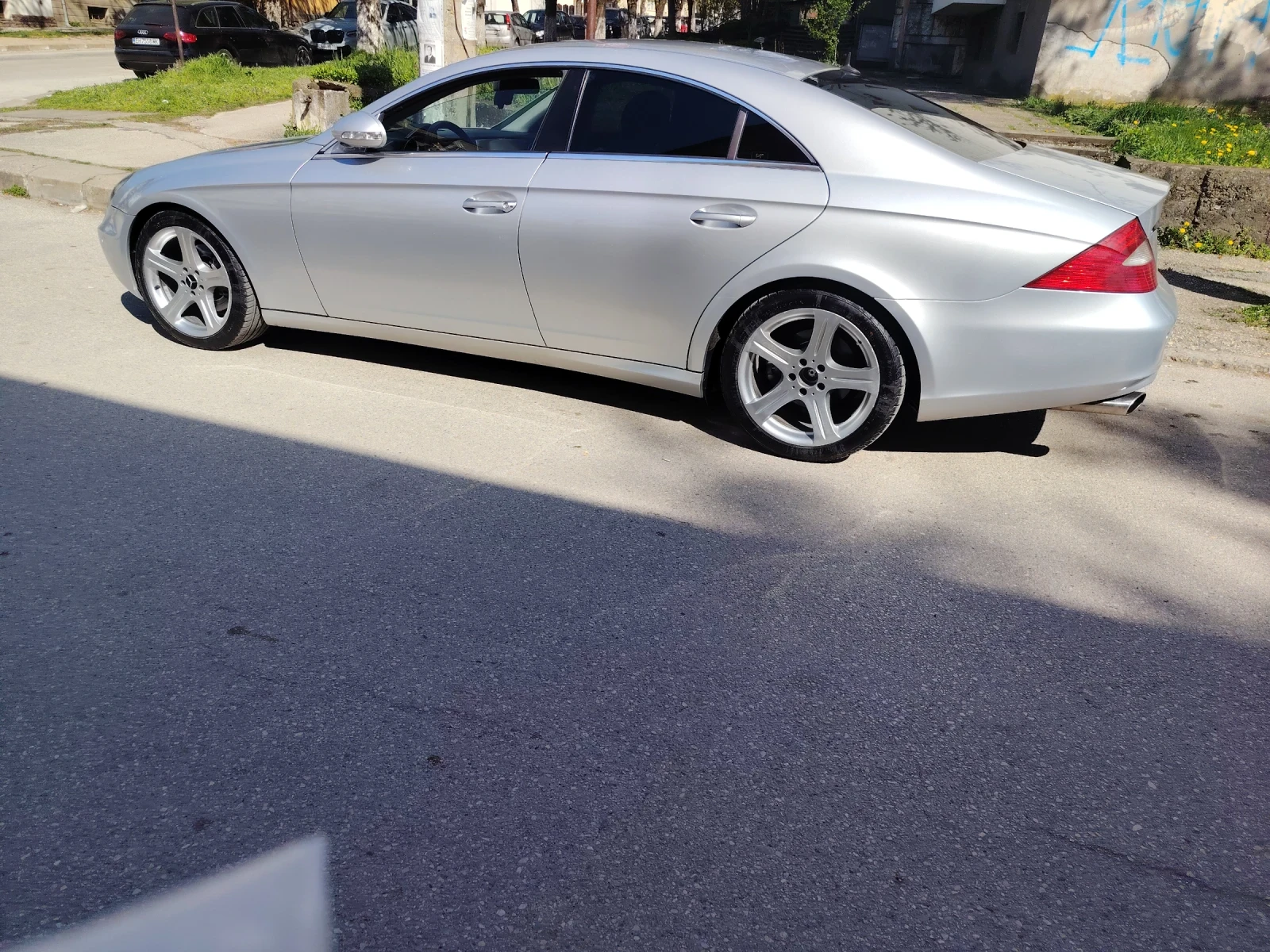 Mercedes-Benz CLS 320 3.2, снимка 2 - Автомобили и джипове - 54174851