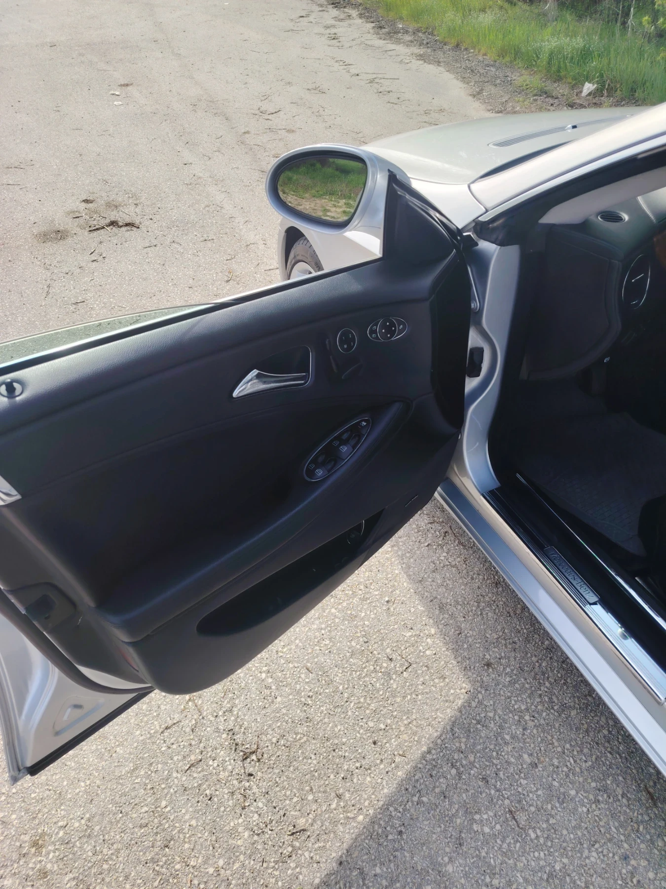 Mercedes-Benz CLS 320 3.2, снимка 11 - Автомобили и джипове - 54174851