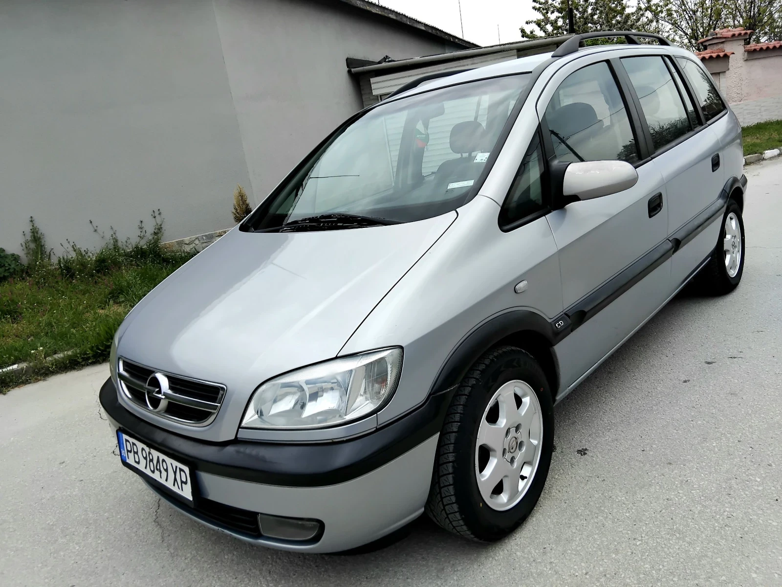 Opel Zafira 1.8i.125k+ КЛИМА.7МЕСТНА+ ГАЗОВ ИНЖЕКЦИОН , снимка 17 - Автомобили и джипове - 54218377