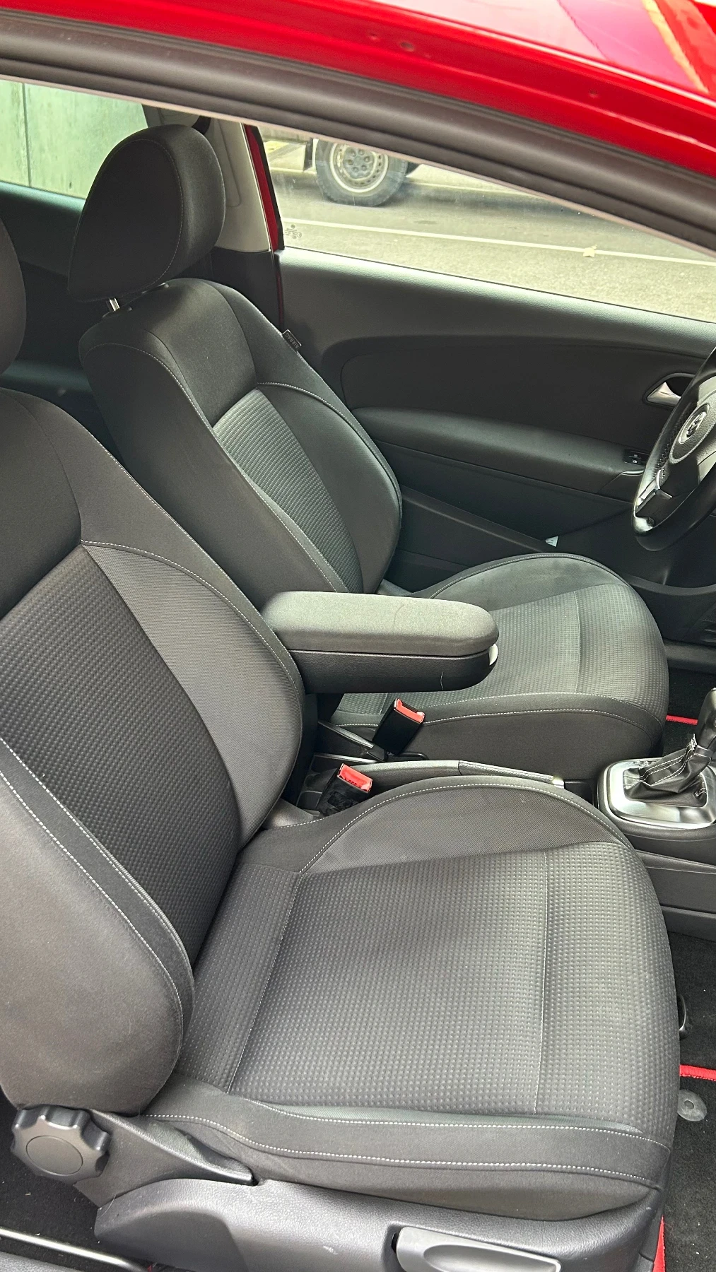 VW Polo 1.2 TSI DSG, снимка 10 - Автомобили и джипове - 54228301