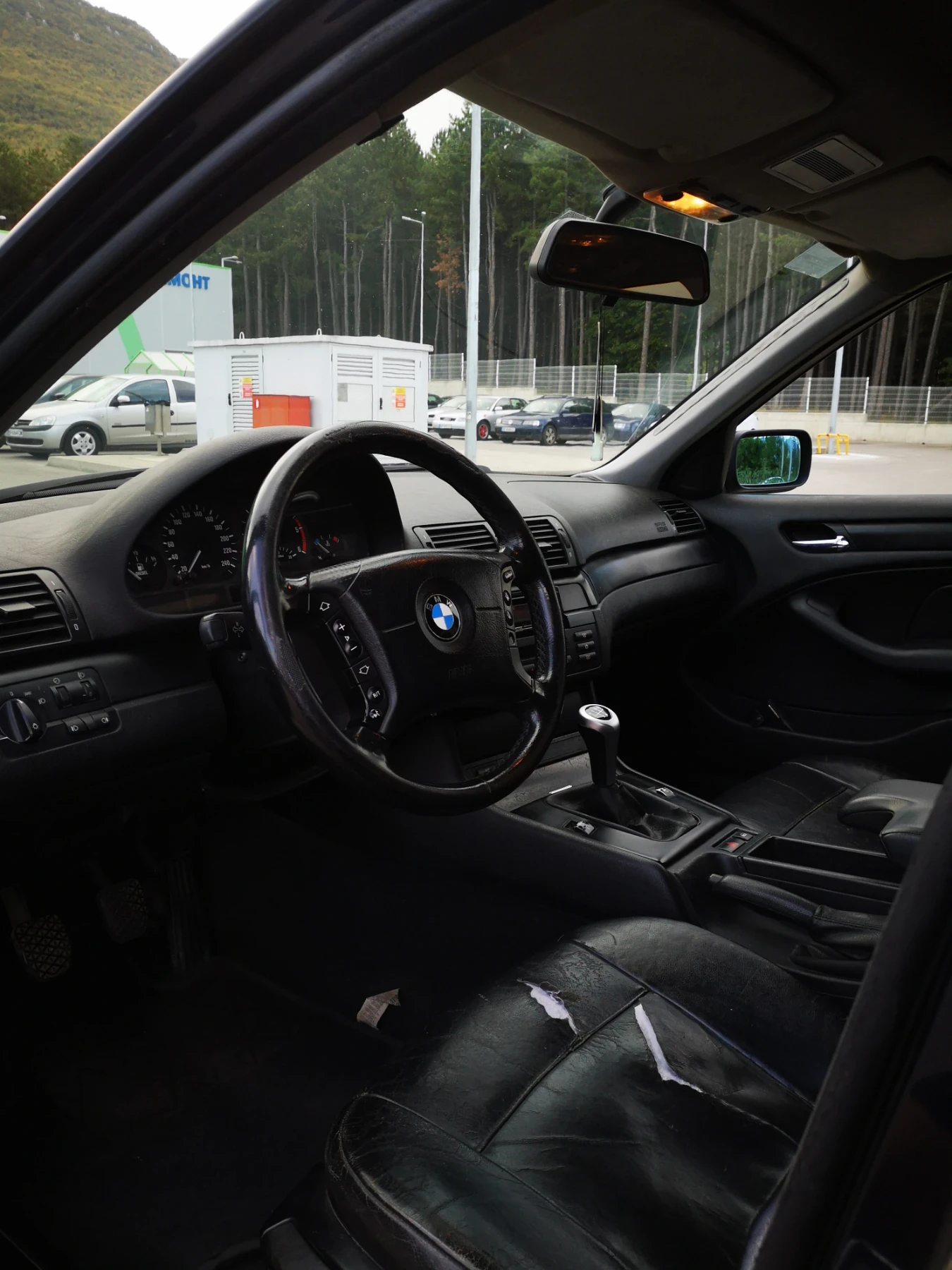 BMW 320, снимка 4 - Автомобили и джипове - 54339657