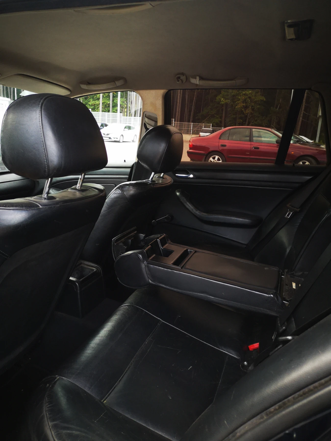 BMW 320, снимка 9 - Автомобили и джипове - 54339657