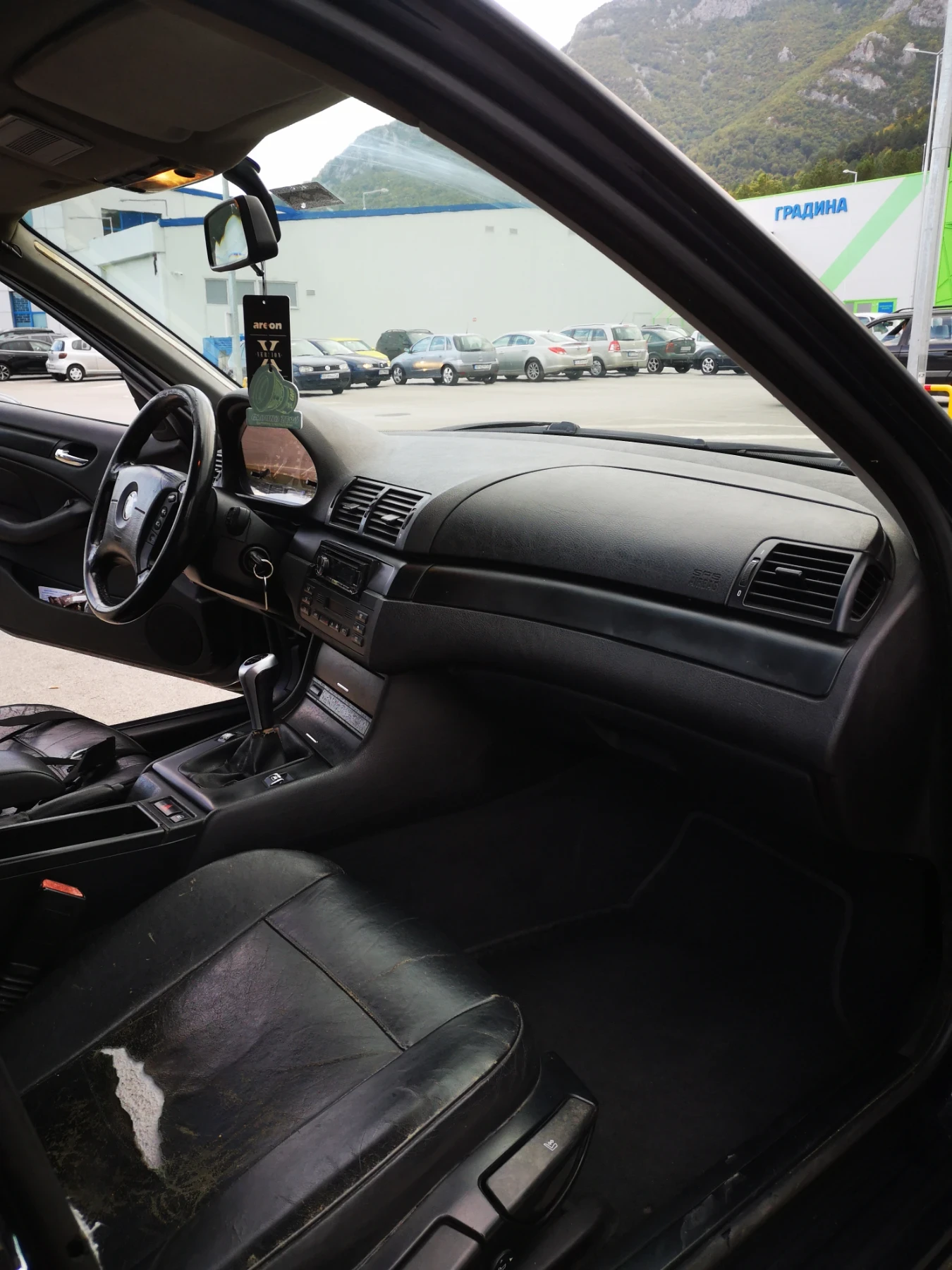 BMW 320, снимка 11 - Автомобили и джипове - 54339657